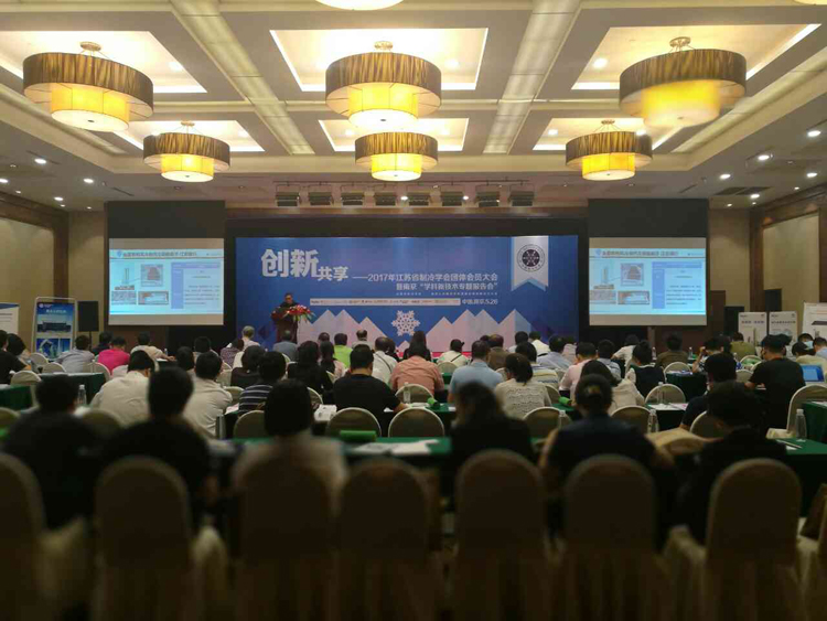 贏勝節(jié)能 橡塑保溫材料 復(fù)合橡塑保溫材料 橡塑保溫管 橡塑保溫板 外墻保溫 殼寶U-PVC管道外護(hù) 玻璃棉 愛(ài)耳聲學(xué)